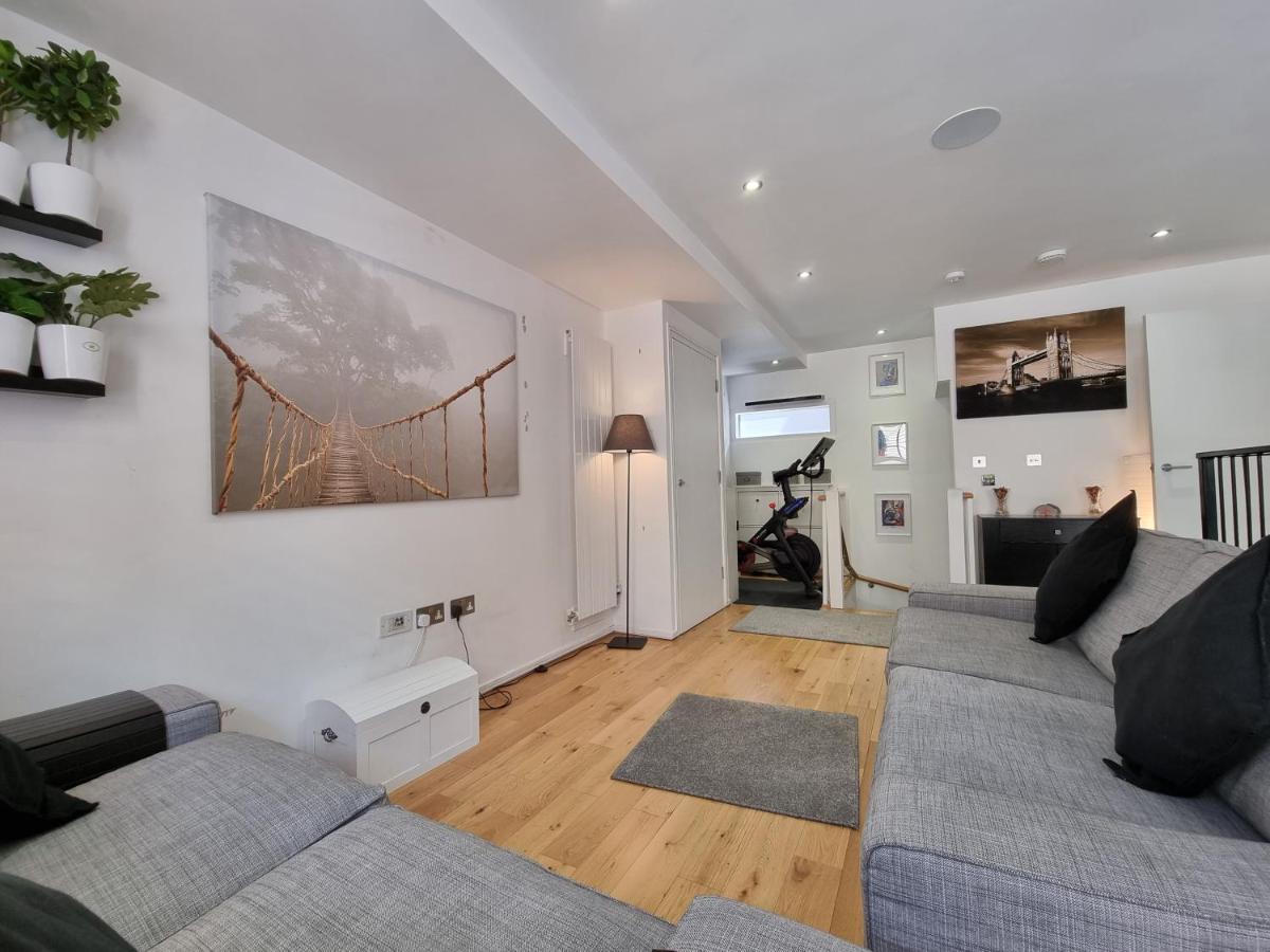 ロンドン Deluxe Townhouse Zone 1 Brick Laneヴィラ エクステリア 写真