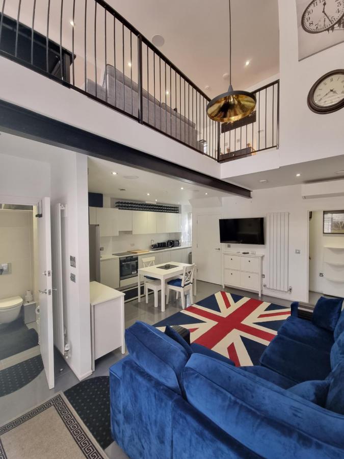 ロンドン Deluxe Townhouse Zone 1 Brick Laneヴィラ エクステリア 写真