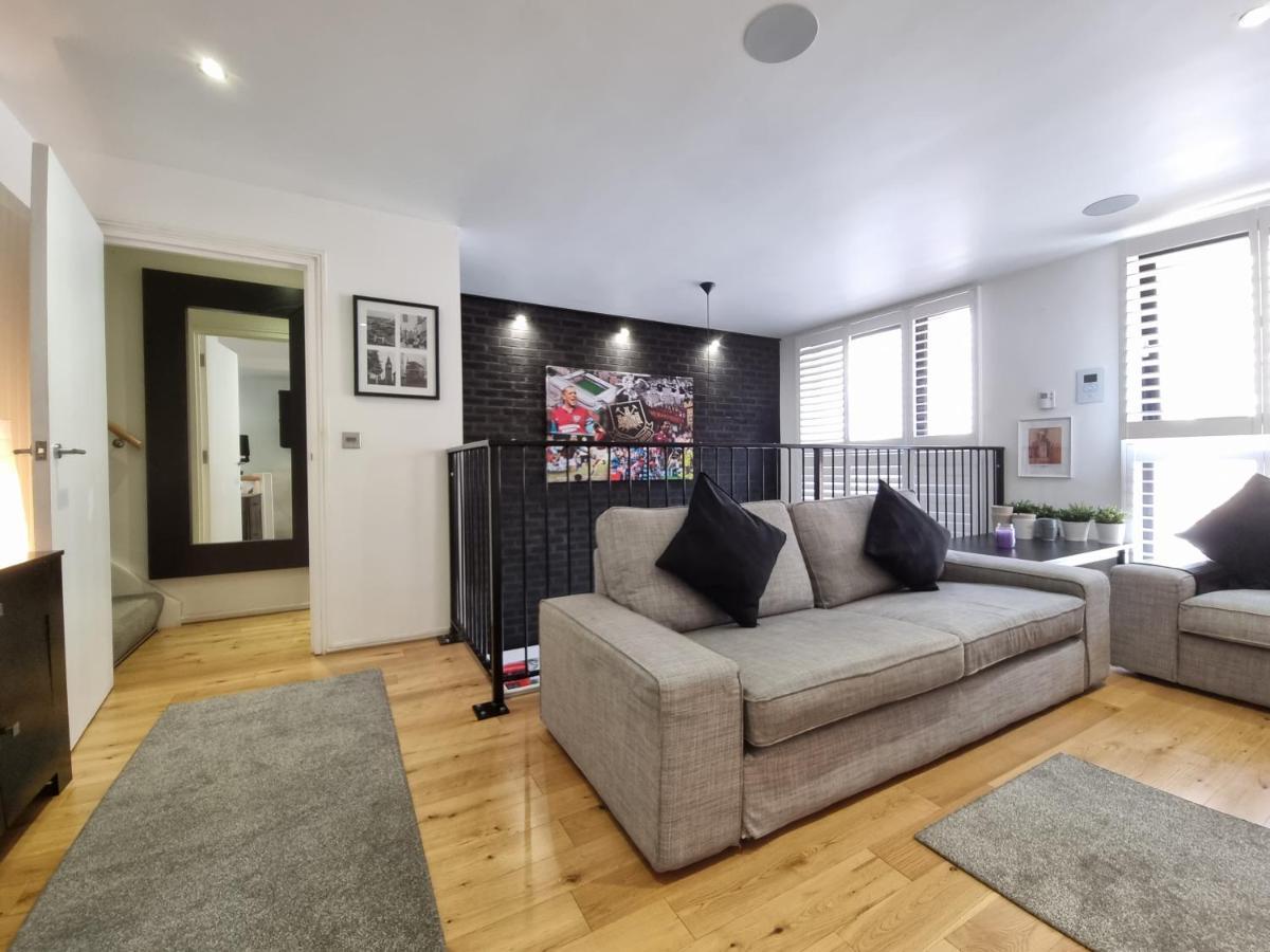 ロンドン Deluxe Townhouse Zone 1 Brick Laneヴィラ エクステリア 写真